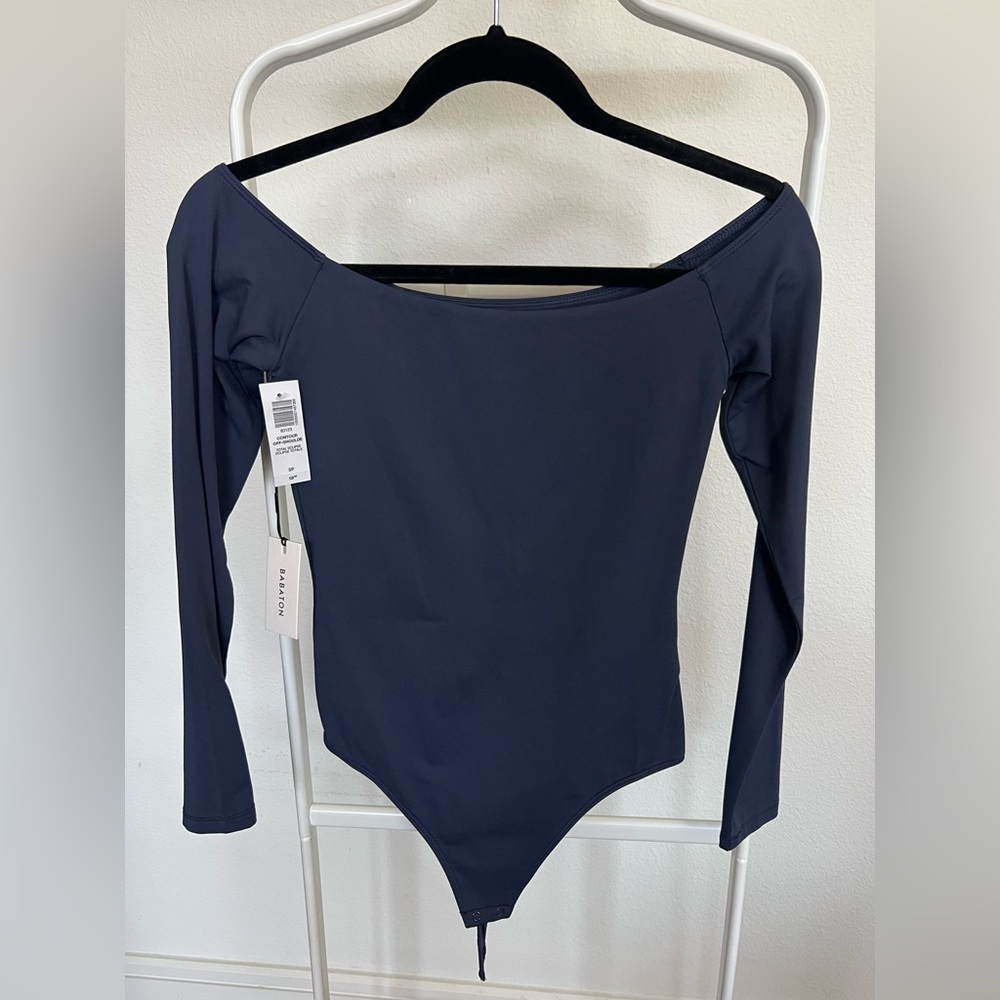 NWT - Aritzia Contour Bodysuit - Off-the-shoulder - Size: S